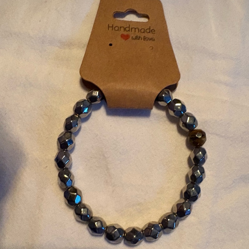 Chic Metallic Beaded Bracelet